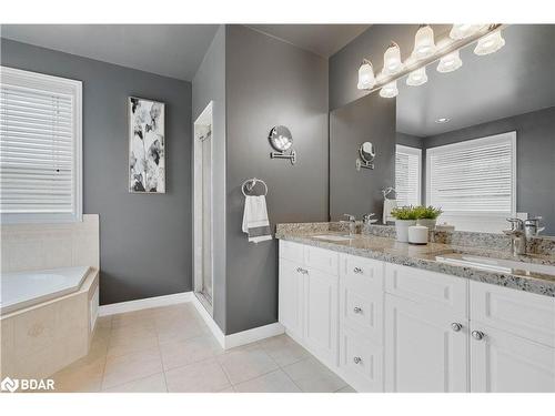 30 Capilano Court, Barrie, ON - Indoor Photo Showing Bathroom