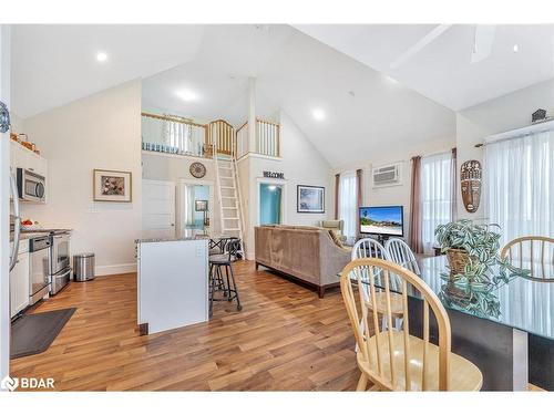 69-8 Natures Lane, Cherry Valley, ON - Indoor Photo Showing Dining Room