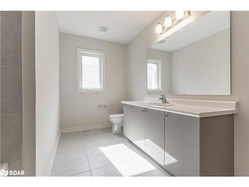 365 Beechwood Forest Lane, Gravenhurst, ON - Indoor Photo Showing Bathroom