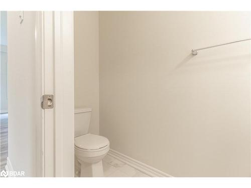 365 Beechwood Forest Lane, Gravenhurst, ON - Indoor Photo Showing Bathroom