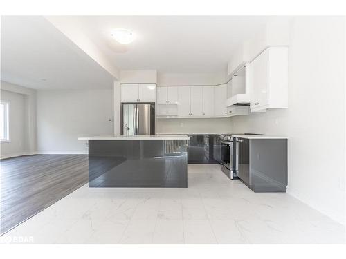 335 Beechwood Forest Lane, Gravenhurst, ON - Indoor Photo Showing Kitchen