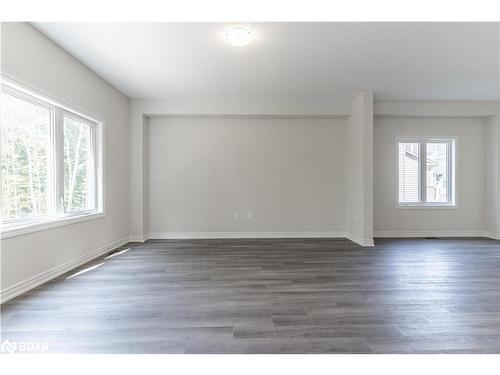 335 Beechwood Forest Lane, Gravenhurst, ON - Indoor Photo Showing Other Room