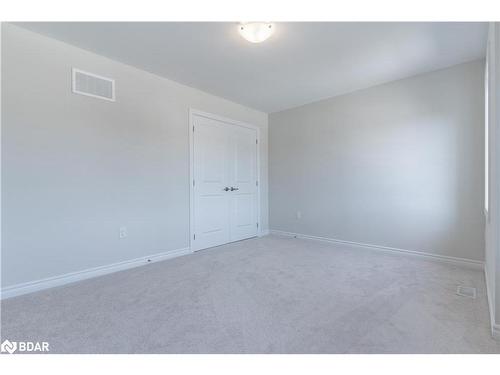 335 Beechwood Forest Lane, Gravenhurst, ON - Indoor Photo Showing Other Room