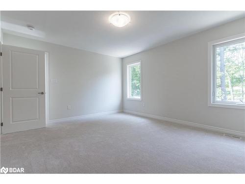 335 Beechwood Forest Lane, Gravenhurst, ON - Indoor Photo Showing Other Room