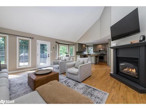 32 Forest Hill Drive, Midhurst, ON - Indoor Photo Showing Living Room With Fireplace