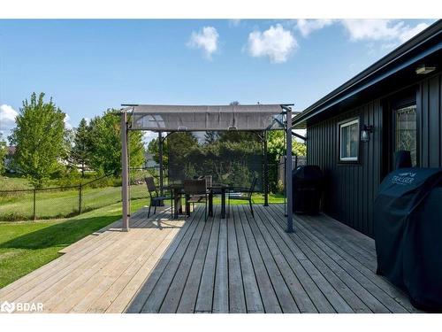 23 Leisure Court, Coldwater, ON - Outdoor With Deck Patio Veranda