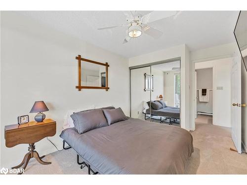 402-291 Blake Street, Barrie, ON - Indoor Photo Showing Bedroom