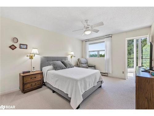 402-291 Blake Street, Barrie, ON - Indoor Photo Showing Bedroom