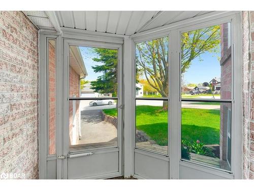 35 Reid Crescent, Collingwood, ON - Indoor Photo Showing Other Room