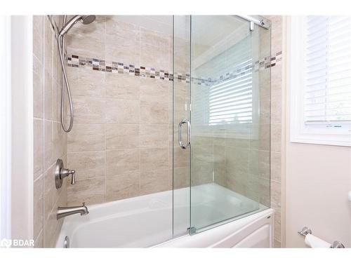 104 Madelaine Drive, Barrie, ON - Indoor Photo Showing Bathroom