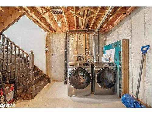 48 Cygnus Crescent, Barrie, ON - Indoor Photo Showing Laundry Room