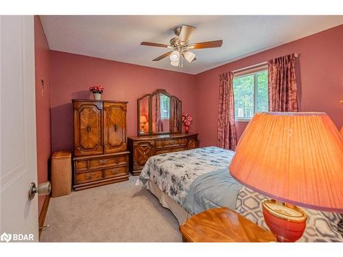 949 Roslyn Court, Midland, ON - Indoor Photo Showing Bedroom