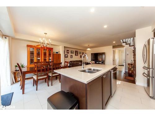 25 Patterson Drive, Caledonia, ON - Indoor Photo Showing Kitchen With Double Sink