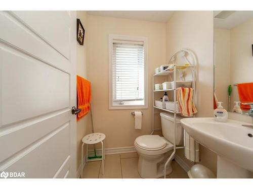 25 Patterson Drive, Caledonia, ON - Indoor Photo Showing Bathroom