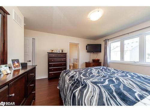 25 Patterson Drive, Caledonia, ON - Indoor Photo Showing Bedroom