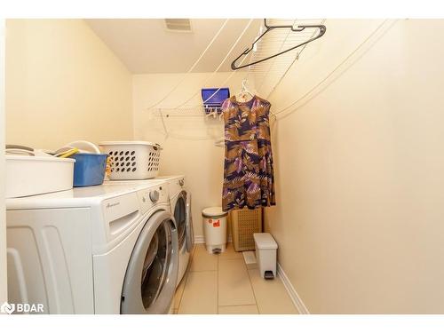 25 Patterson Drive, Caledonia, ON - Indoor Photo Showing Laundry Room