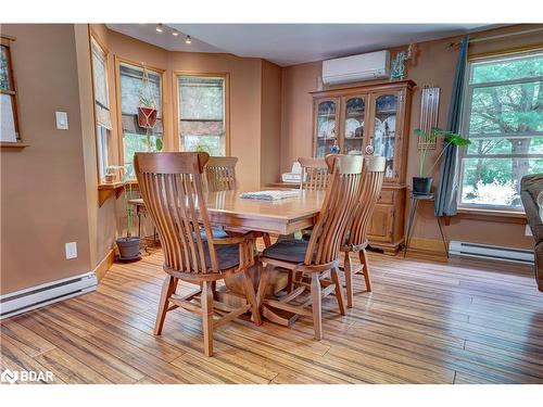 4410 Canal Road, Severn, ON - Indoor Photo Showing Dining Room