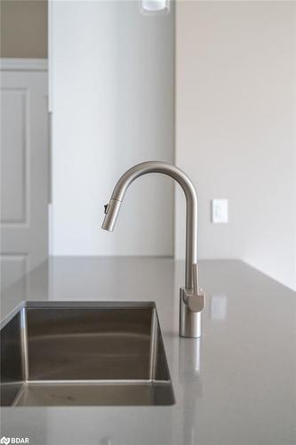 29-17 Lakewood Crescent, Bobcaygeon, ON - Indoor Photo Showing Kitchen With Double Sink