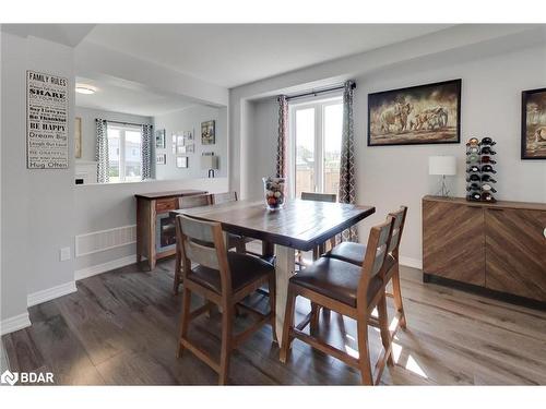 24 Sasco Way, Angus, ON - Indoor Photo Showing Dining Room