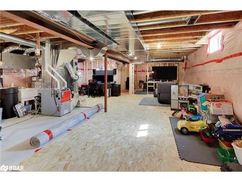 24 Sasco Way, Angus, ON - Indoor Photo Showing Basement