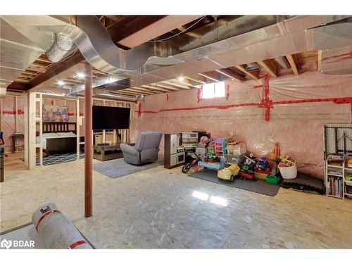 24 Sasco Way, Angus, ON - Indoor Photo Showing Basement