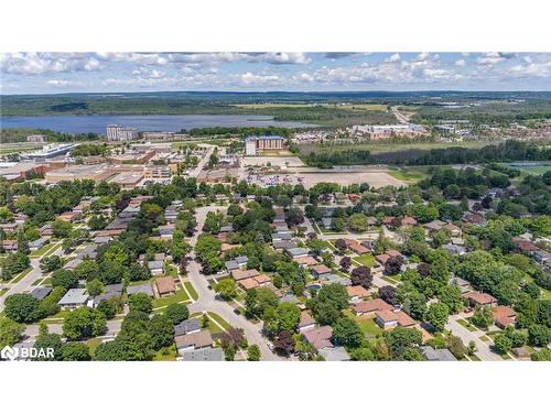 4 Curtiss Court, Barrie, ON - Outdoor With View