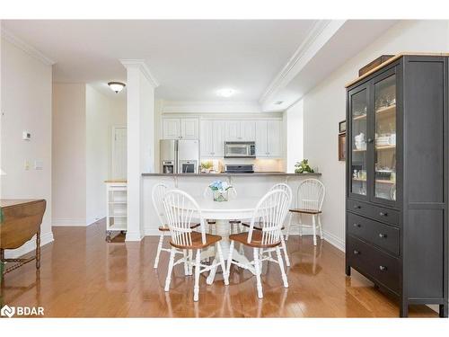 401-200 Collier Street, Barrie, ON - Indoor Photo Showing Dining Room