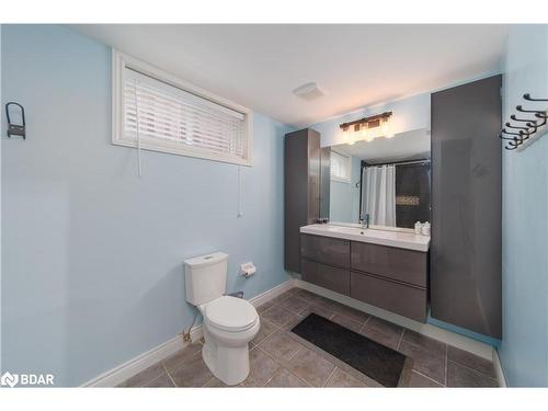 45 Mcavoy Drive, Barrie, ON - Indoor Photo Showing Bathroom