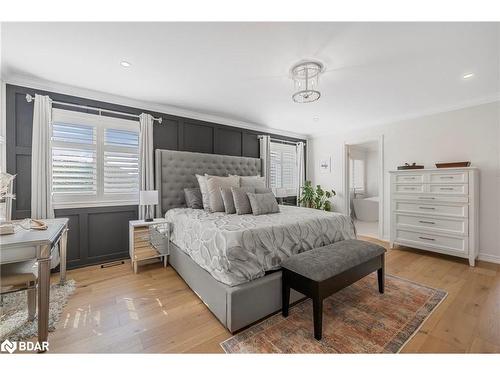 15 Meadowview Drive, Bradford, ON - Indoor Photo Showing Bedroom