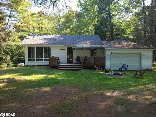 1077 Thomas Road, Gravenhurst, ON - Outdoor With Deck Patio Veranda