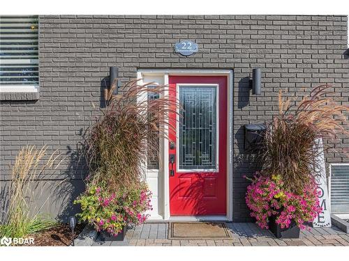 22 Patterson Place, Barrie, ON - Outdoor