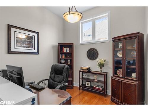 33 Royal Park Boulevard, Barrie, ON - Indoor Photo Showing Office