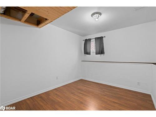 80 Ambler Bay, Barrie, ON - Indoor Photo Showing Other Room