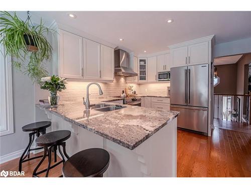 74 Gibbon Drive, Barrie, ON - Indoor Photo Showing Kitchen With Double Sink With Upgraded Kitchen