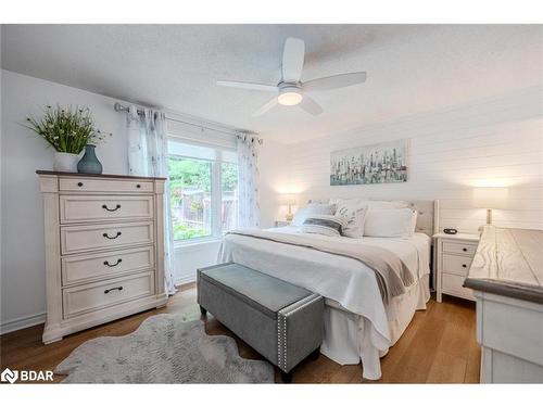 74 Gibbon Drive, Barrie, ON - Indoor Photo Showing Bedroom