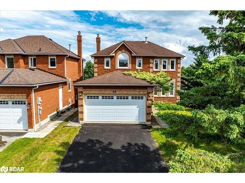 41 Macmillan Crescent, Barrie, ON - Outdoor