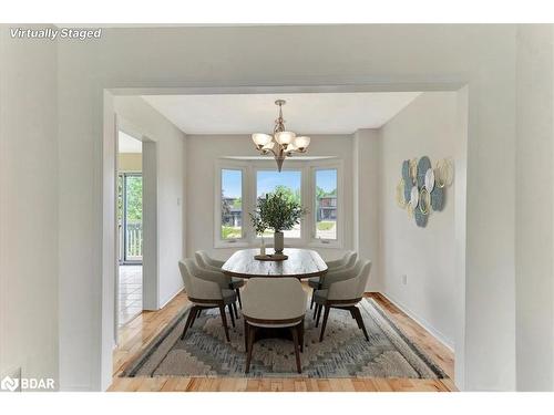 41 Macmillan Crescent, Barrie, ON - Indoor Photo Showing Dining Room