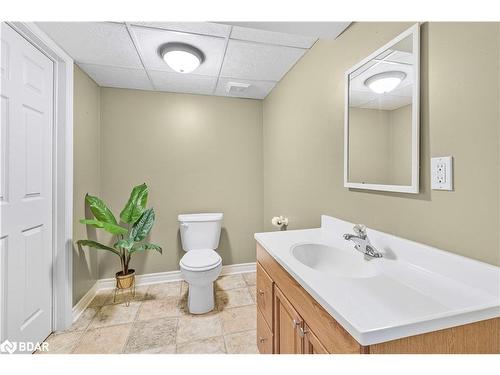 2053 Wilson Street, Innisfil, ON - Indoor Photo Showing Bathroom