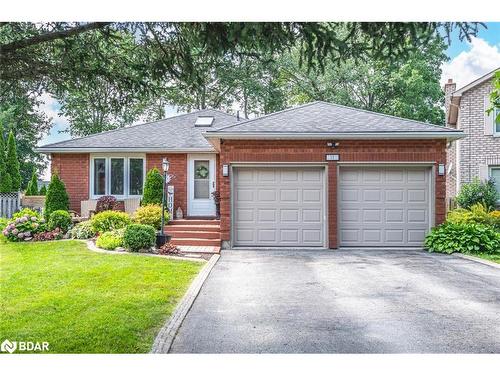 11 Nugent Court, Barrie, ON - Outdoor With Facade