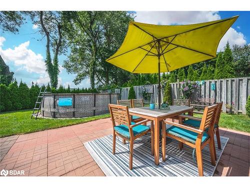 11 Nugent Court, Barrie, ON - Outdoor With Deck Patio Veranda