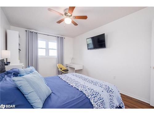 19-120 D'Ambrosio Drive, Barrie, ON - Indoor Photo Showing Bedroom