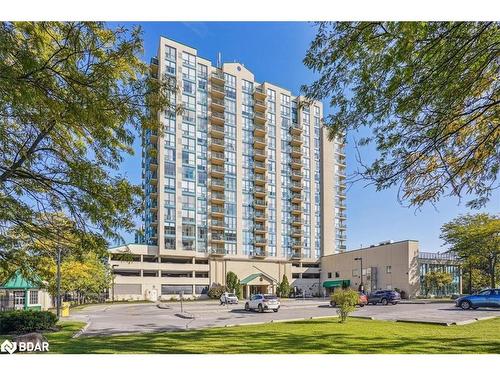 203-65 Ellen Street, Barrie, ON - Outdoor With Facade