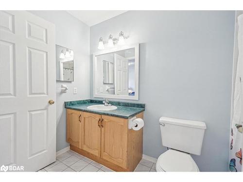 43 Bates Court, Barrie, ON - Indoor Photo Showing Bathroom