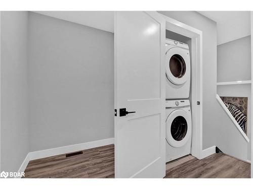 10-3557 Colonel Talbot Rd Colonel Talbot Road, London, ON - Indoor Photo Showing Laundry Room