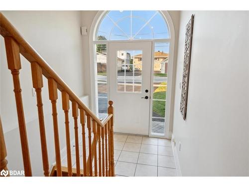 121 Riverglen Drive, Keswick, ON - Indoor Photo Showing Other Room