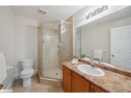 121 Riverglen Drive, Keswick, ON - Indoor Photo Showing Bathroom