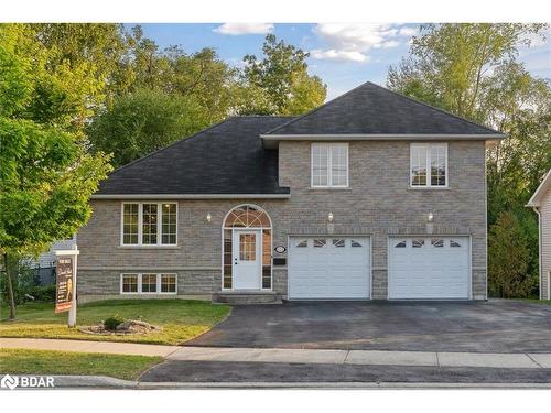 121 Riverglen Drive, Keswick, ON - Outdoor With Facade