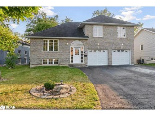 121 Riverglen Drive, Keswick, ON - Outdoor With Facade