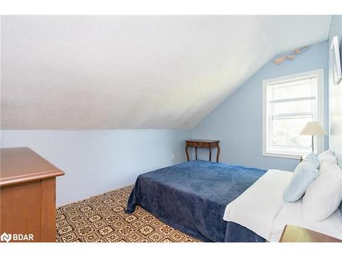 205262 Highway 26, Meaford, ON - Indoor Photo Showing Bedroom