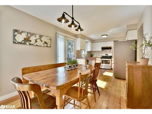 1889 Applewood Avenue, Innisfil, ON - Indoor Photo Showing Dining Room